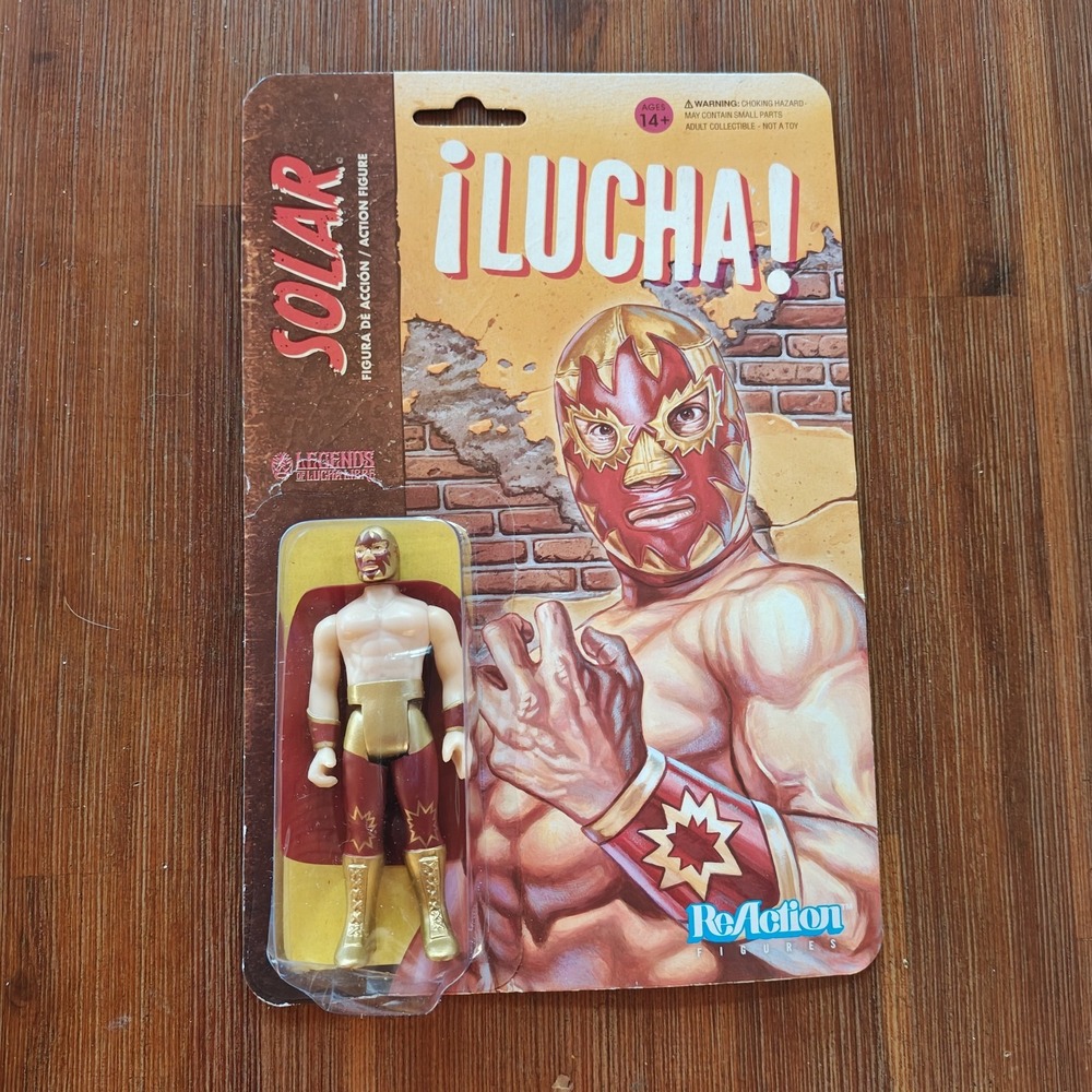 LUCHA! Super 7 Reaction SOLAR with Cape Figure Legends of Lucha‎ Libre Wrestling